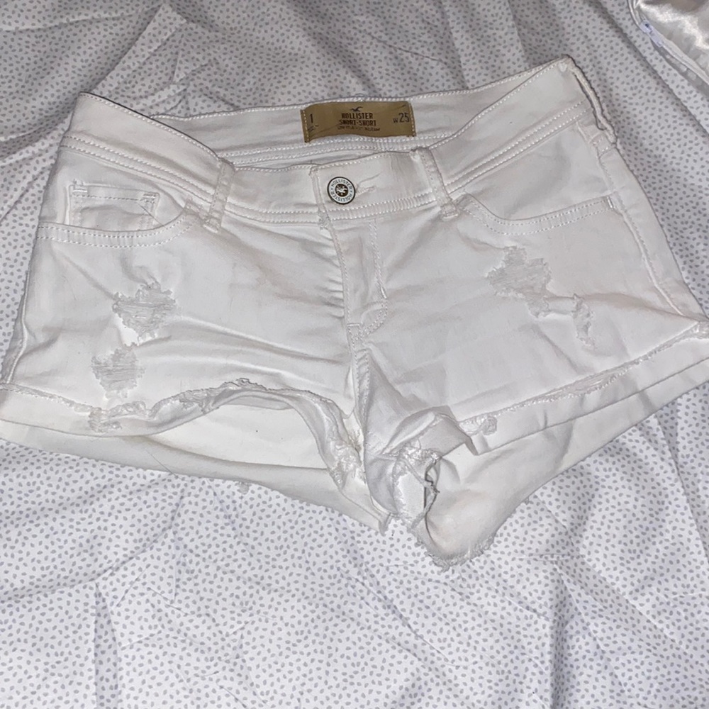 white jean shorts